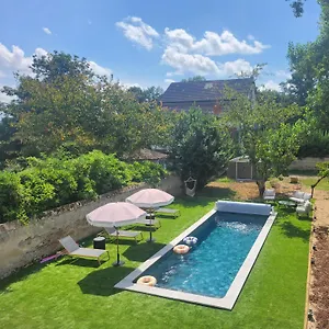 Le Clos 26 France