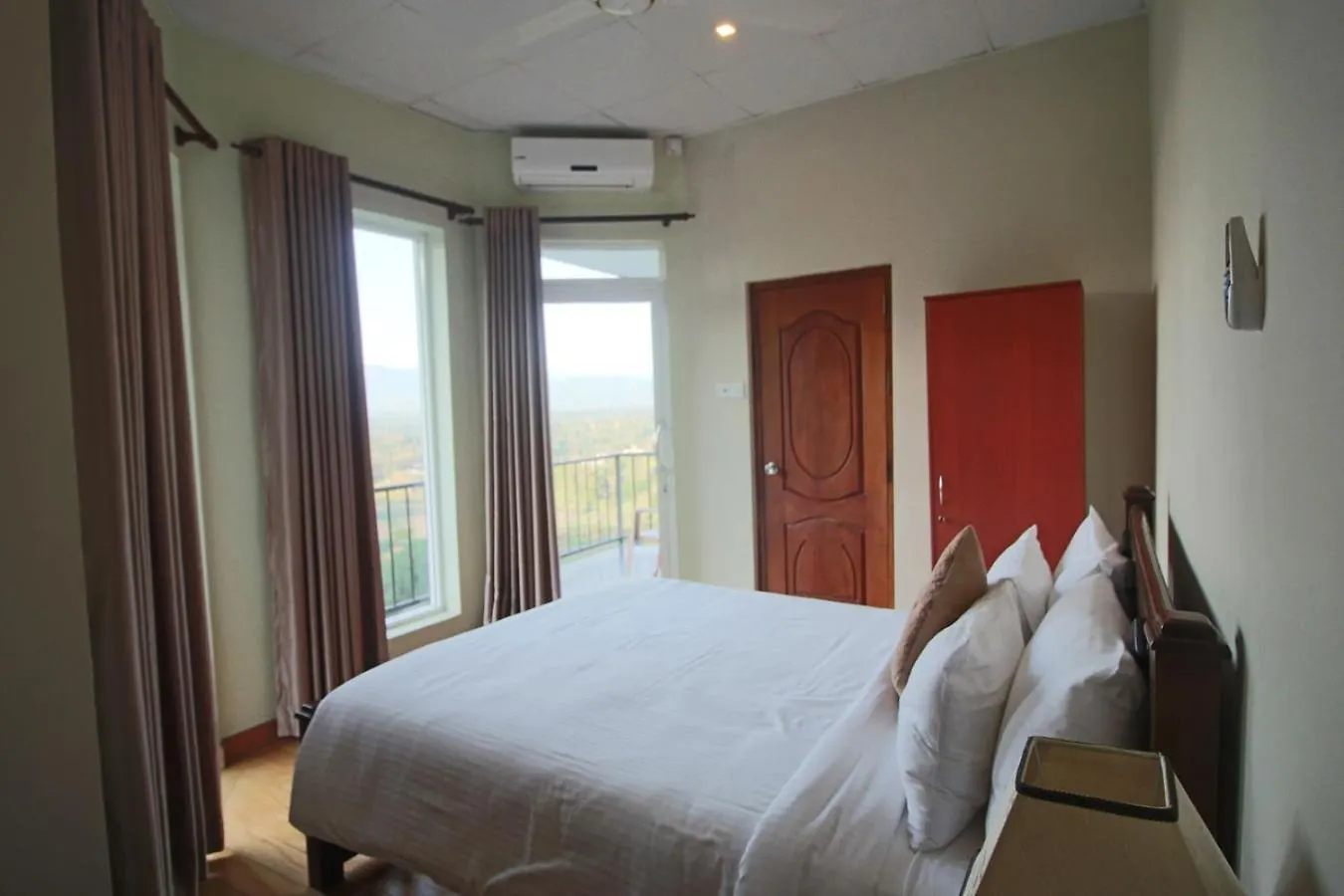 **** Guest house Villa Arunalu Kandy Sri Lanka